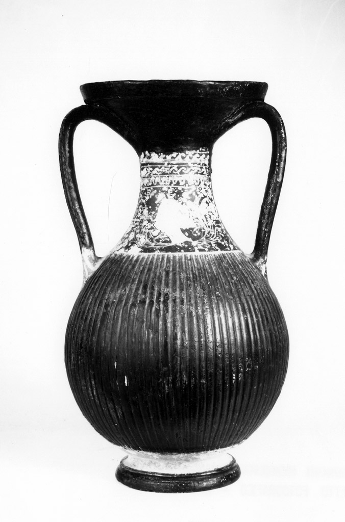 pelike - produzione apula (primo quarto sec. III a.C)