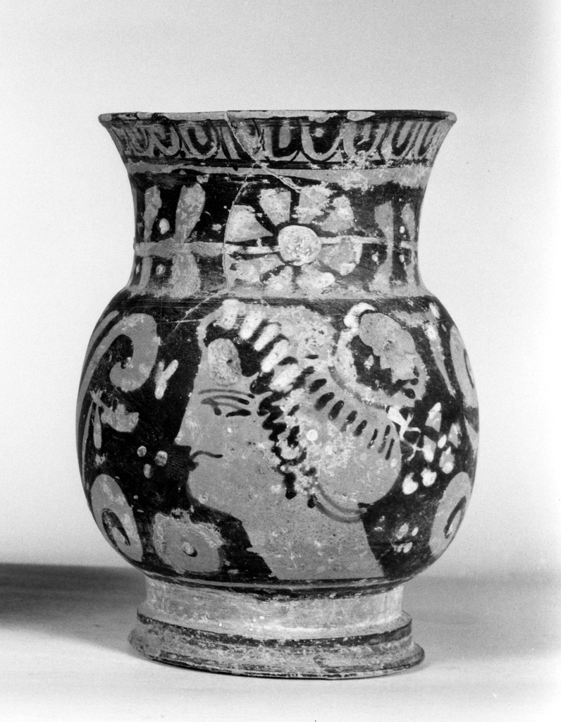 testa femminile (brocchetta) - produzione apula (seconda metà sec. IV a.C)