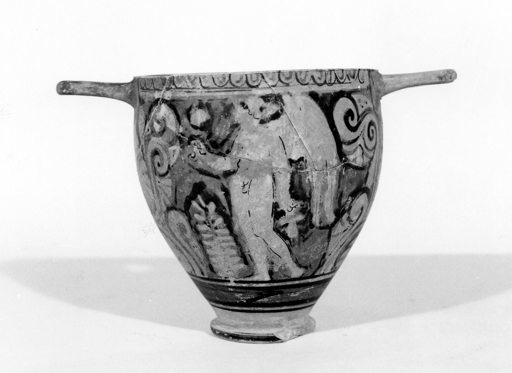 skyphos - produzione apula (seconda metà sec. IV a.C)