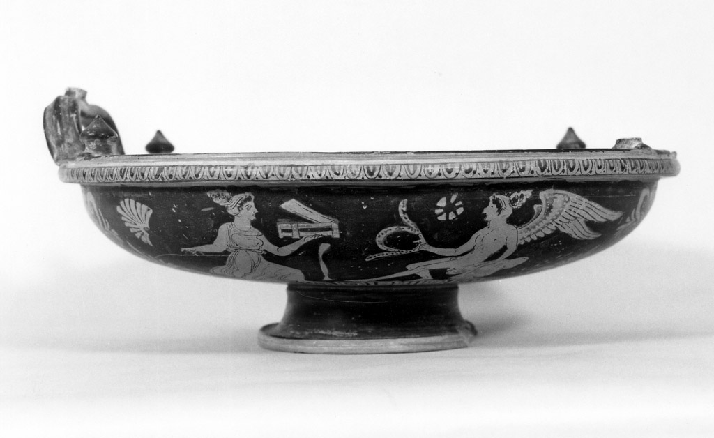 piatto (seconda metà sec. IV a.C)