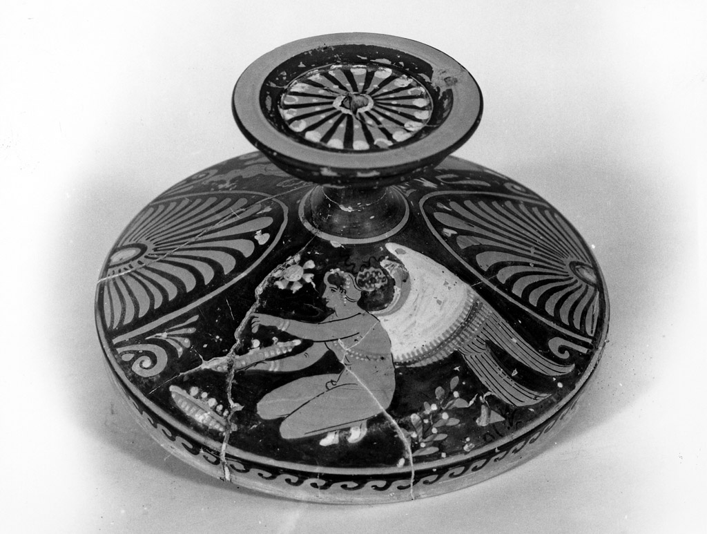 coperchio di lekane - Cerchia di dario (seconda metà sec. IV a.C)