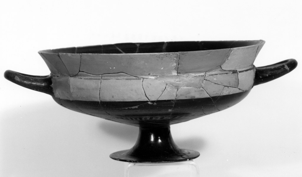 coppa - produzione attica (secondo quarto sec. VI a.C)