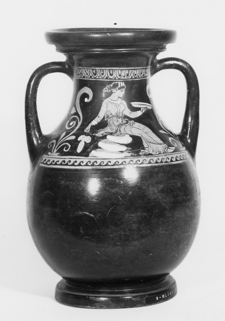 pelike - produzione apula (sec. IV a.C)