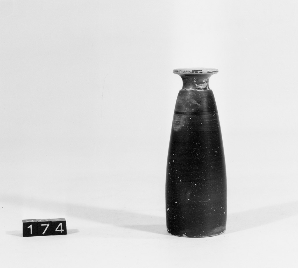 alabastron - produzione apula (sec. IV a.C)