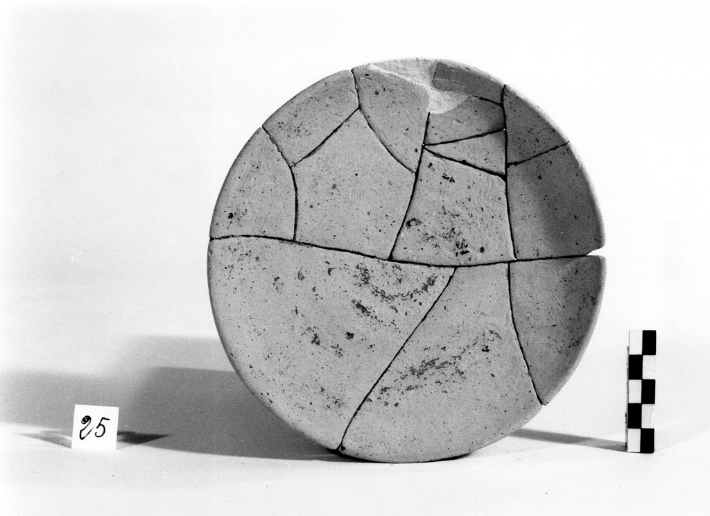 piatto - produzione apula (sec. III a.C)