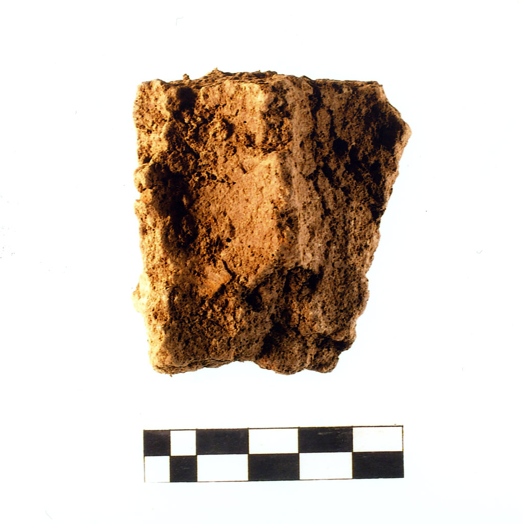 intonaco/ frammento - neolitico antico (millennio VII/ V a.C)