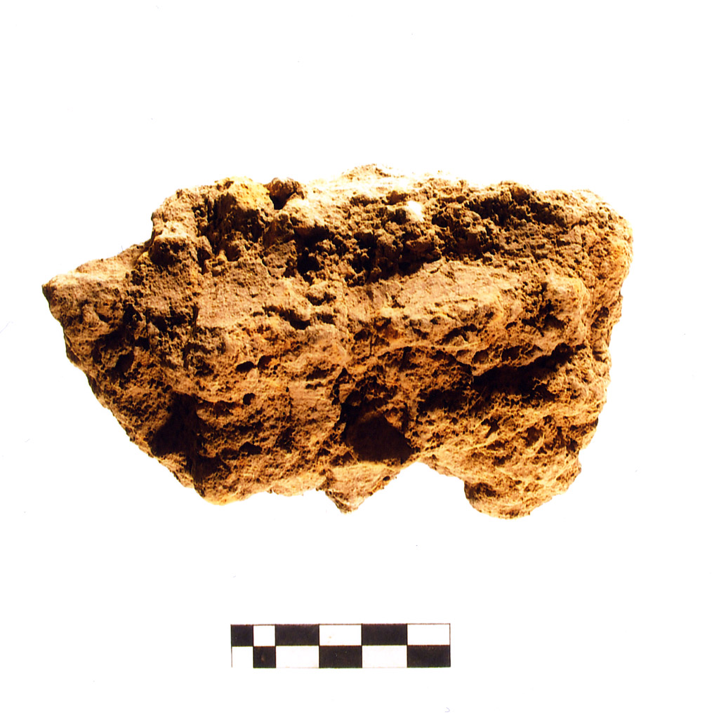 intonaco/ frammento - neolitico antico (millennio VII/ V a.C)