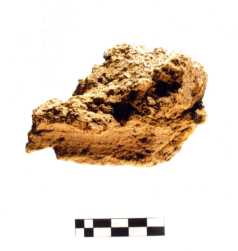 intonaco/ frammento - neolitico antico (millennio VII/ V a.C)