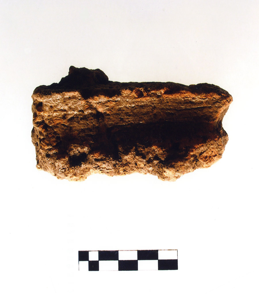 intonaco/ frammento - neolitico antico (millennio VII/ V a.C)