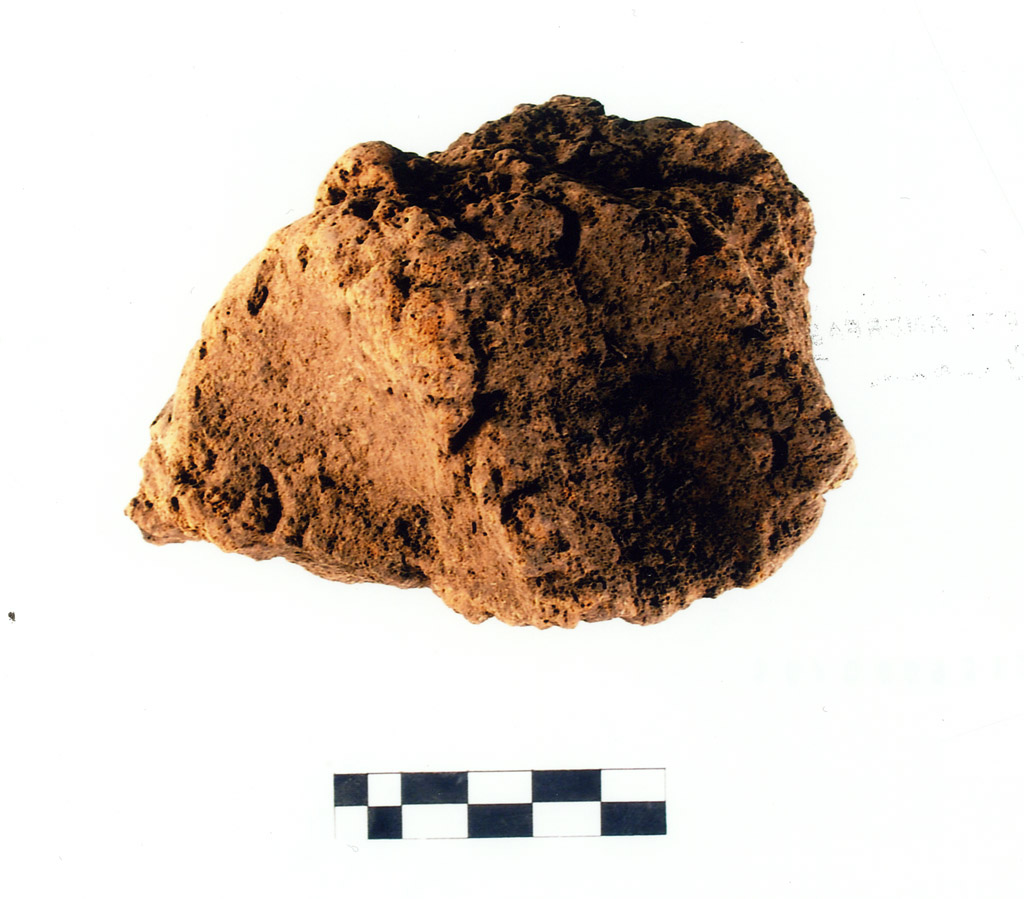 intonaco/ frammento - neolitico antico (millennio VII/ V a.C)