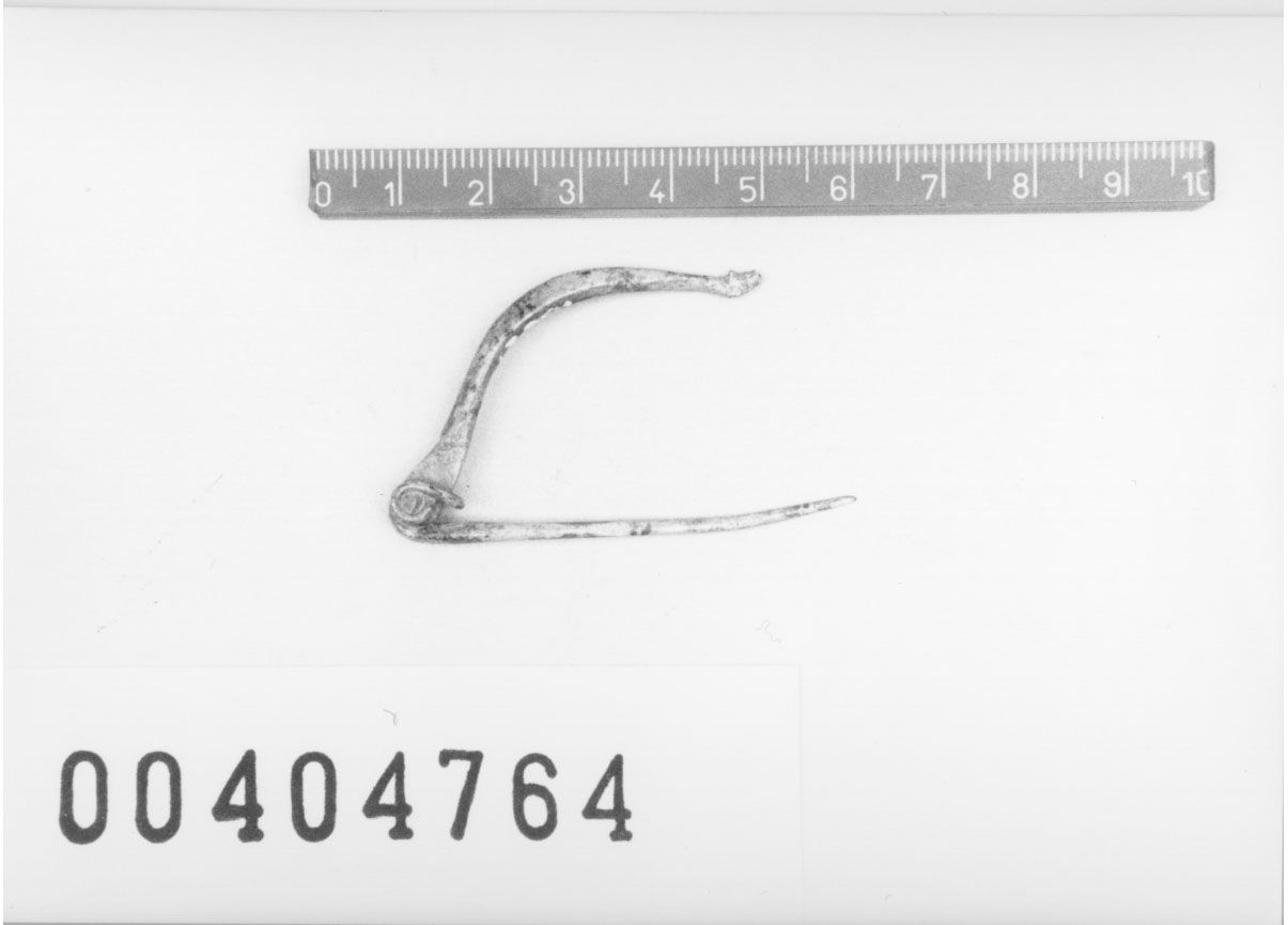 Fibula, Guzzo, tipo D-IV, 1 (V a.C)