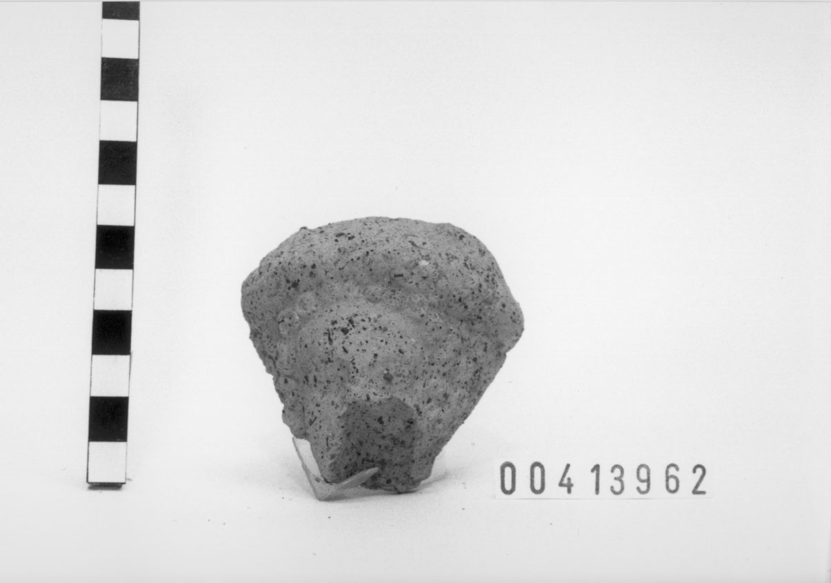 Figura femminile (Testa votiva, Comella, tipo B VI) (Fine IV a.C, III a.C)
