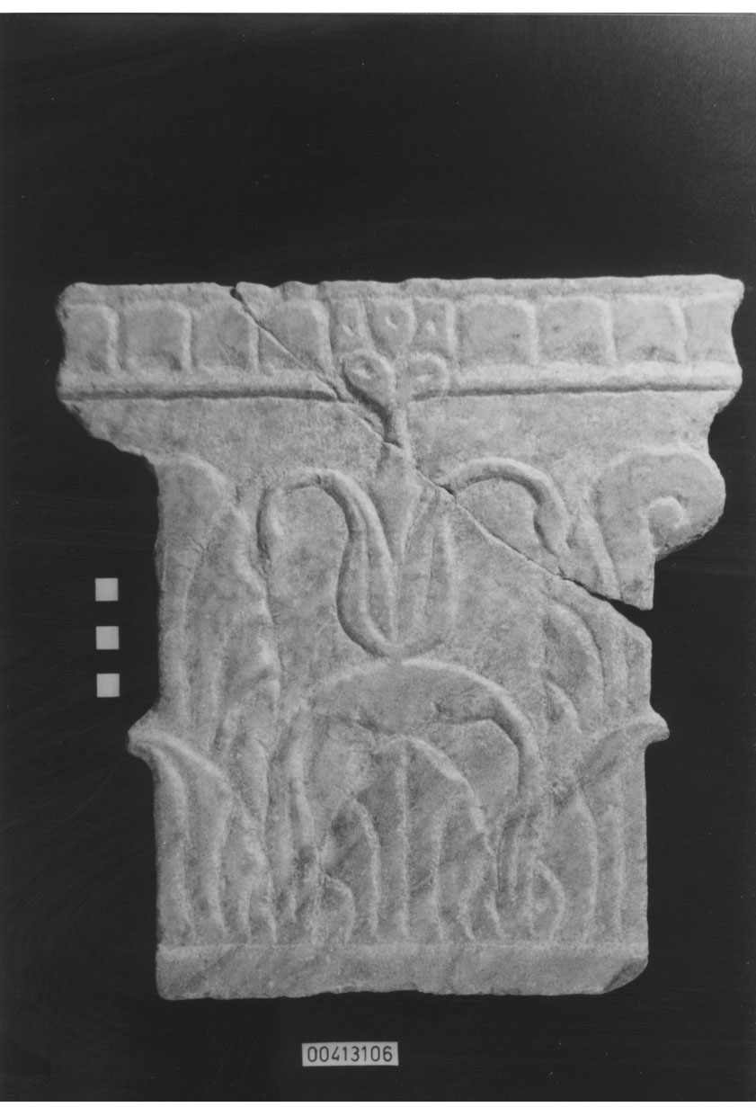 Capitello corinzieggiante di lesena (Fine II d.C, III d.C)