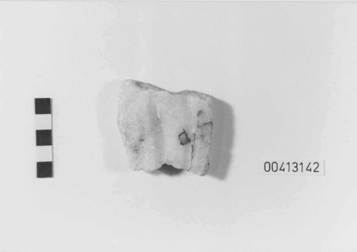 Lastra di rivestimento parietale/ frammento (Età imperiale romana)