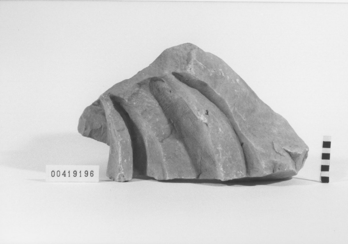 Statua (?)/ frammento (I d.C)