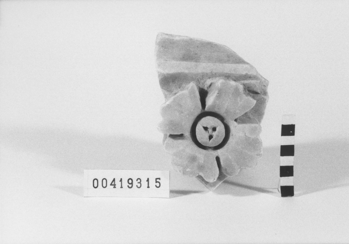 Lastra/ frammento (Età imperiale (?))