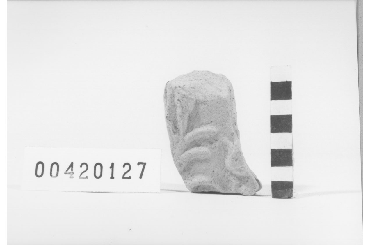 Lastra di rivestimento/ frammento (II a.C, I a.C)