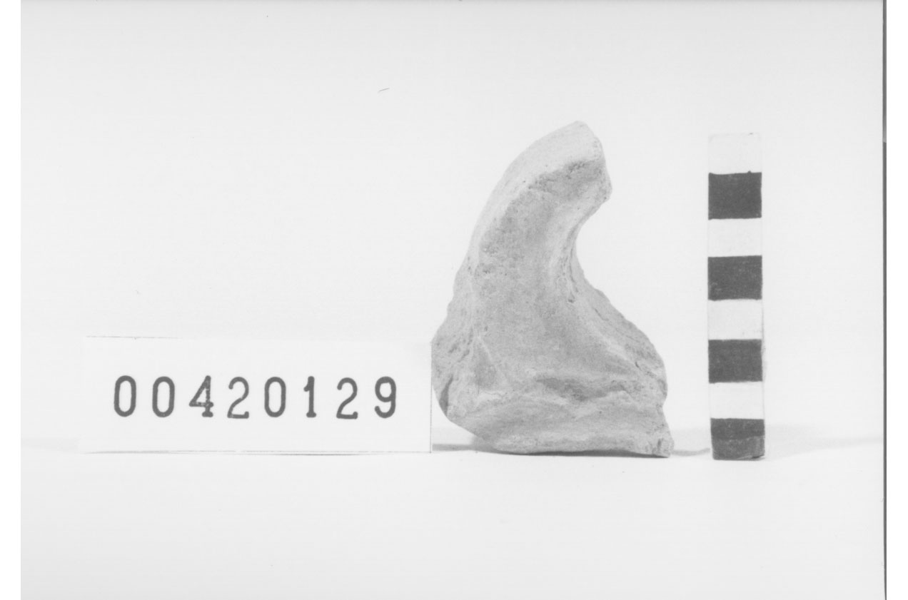 Cimasa traforata/ frammento (II a.C, I a.C)