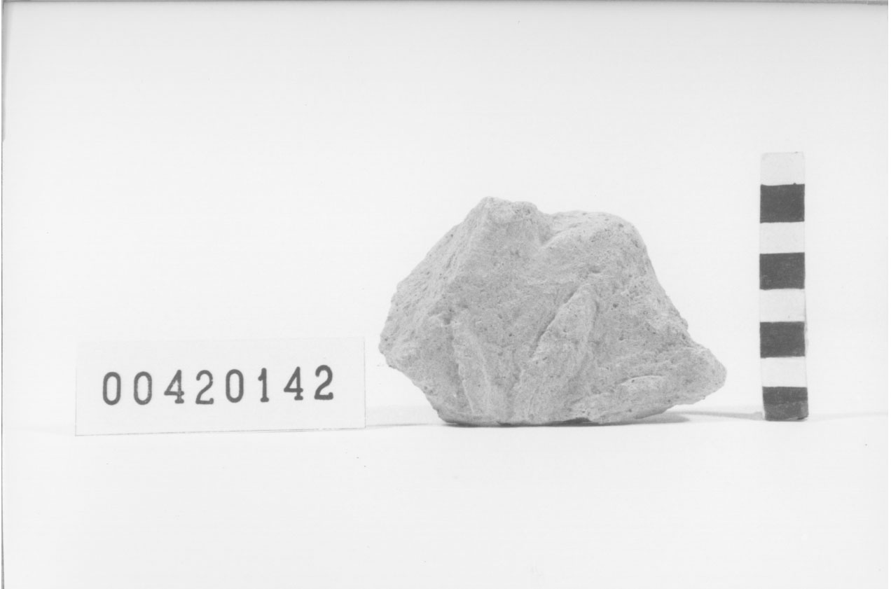 Lastra di rivestimento/ frammento (II a.C, I a.C)