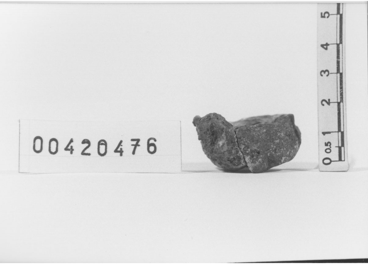 Lucerna/ frammento (Seconda metÍ I d.C)