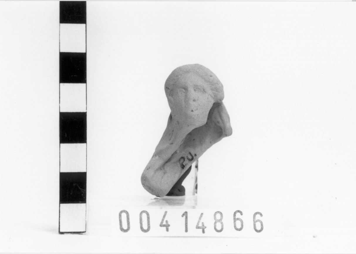 Figura femminile (Statuetta votiva/ frammento) (III a.C, II a.C)