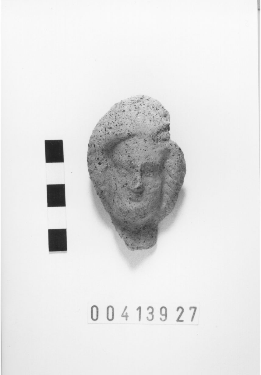 Figura femminile (Mezza testa votiva) (III a.C, II a.C)