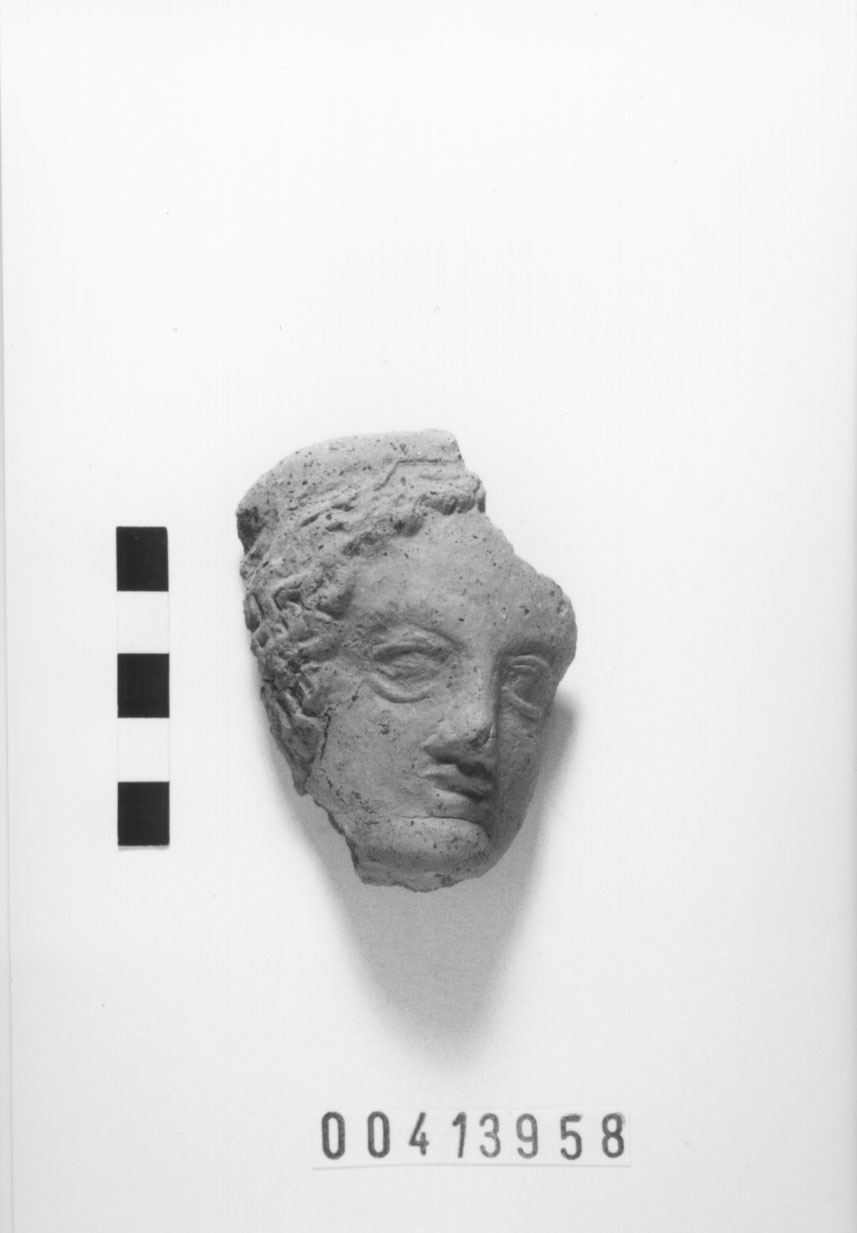 Figura femminile (Testa votiva) (III a.C, II a.C)