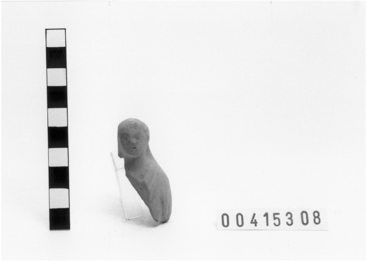 Figura maschile (Statuetta votiva/ frammento) (II a.C)