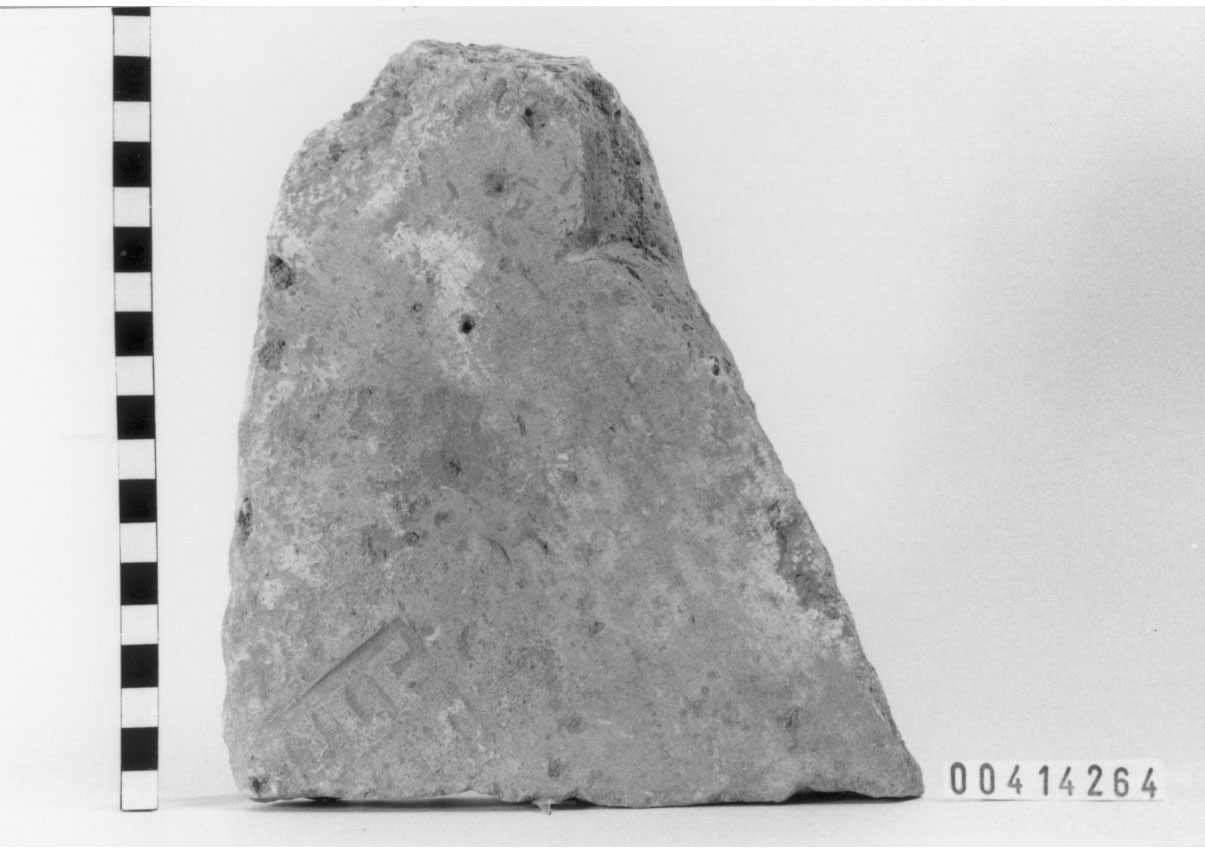 Mattone/ frammento (Fine, Inizio I d.C, II d.C)