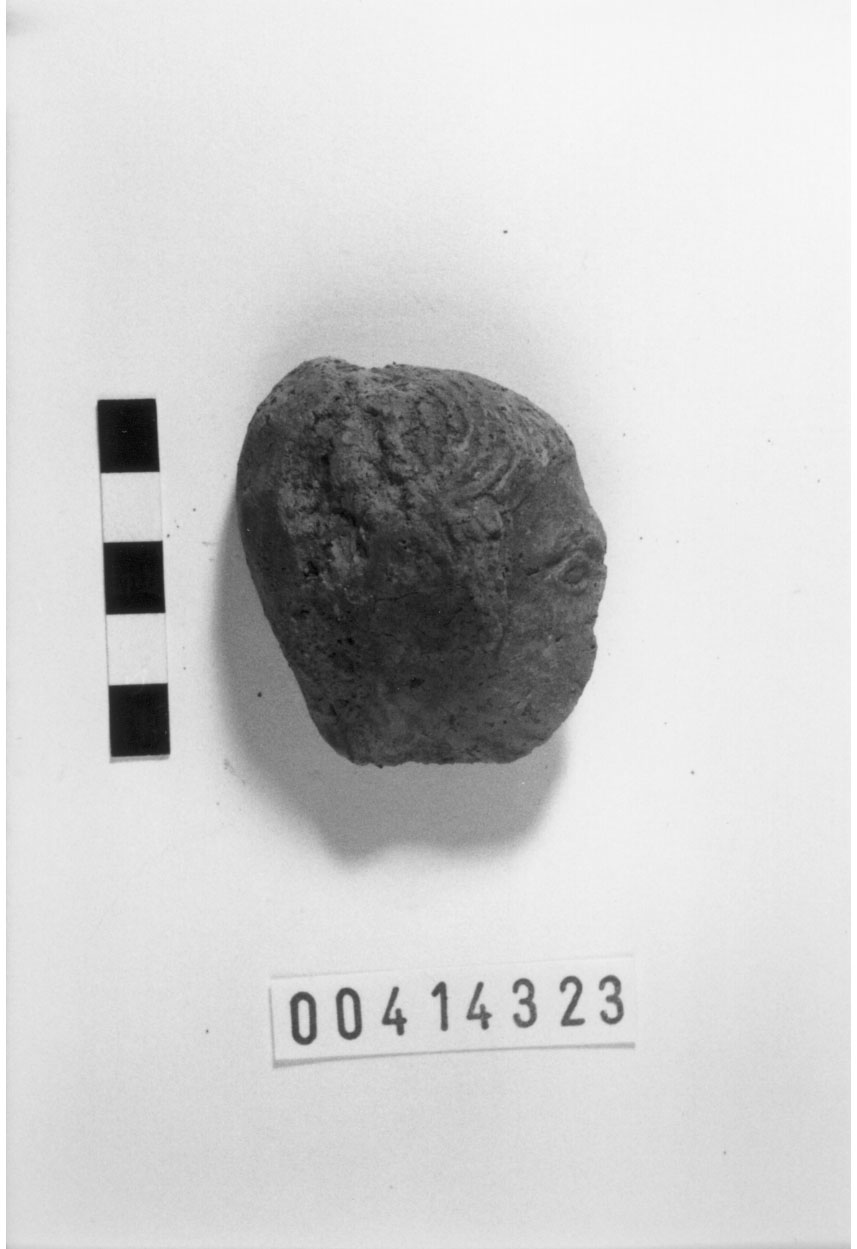 Figura maschile (?) (Mezza testa votiva) (III a.C, II a.C)