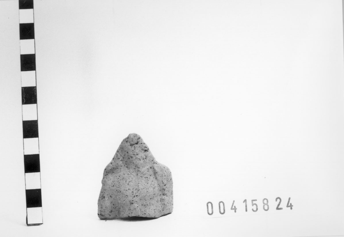 Figura maschile (Statuetta votiva/ frammento) (III a.C, II a.C)