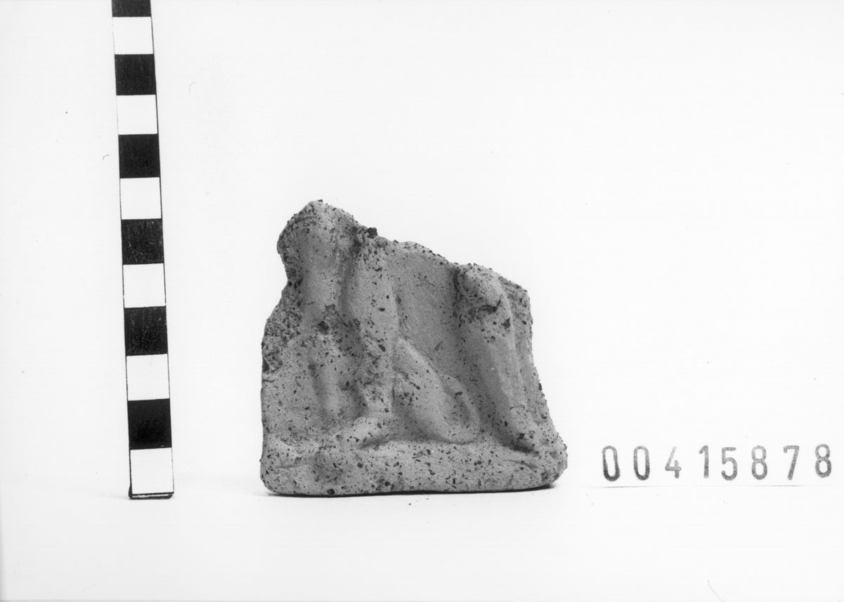 Figura maschile con cane (Statuetta votiva/ frammento) (III a.C, II a.C)