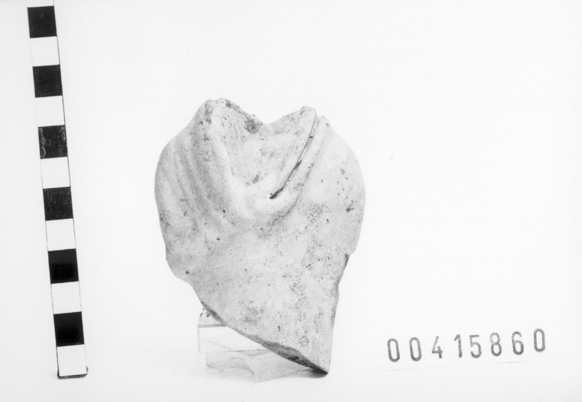 Figura maschile (Statuetta votiva/ frammento) (II a.C)