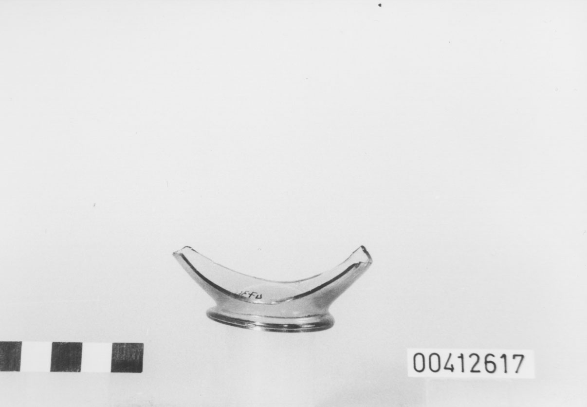 Piede di bicchiere, Isings, forma 35 