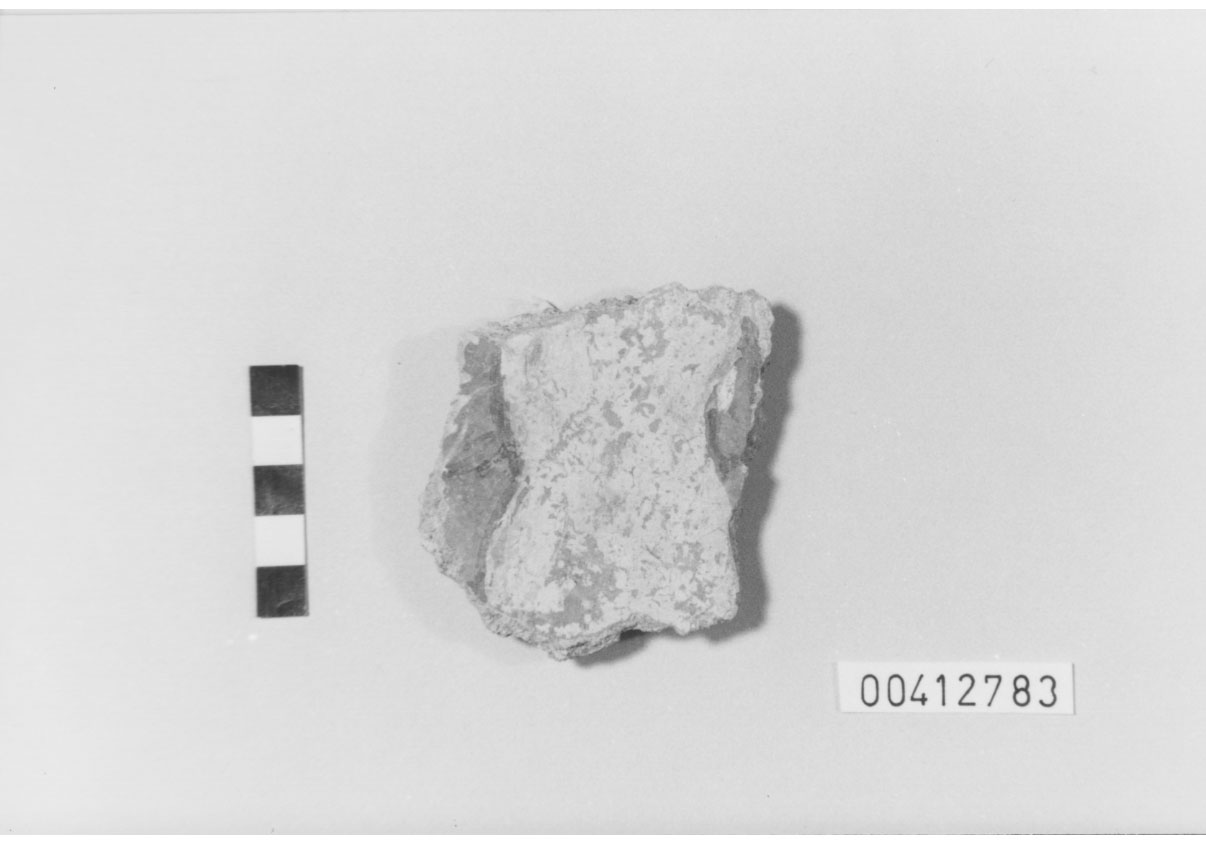 Intonaco/ frammenti (I d.C)