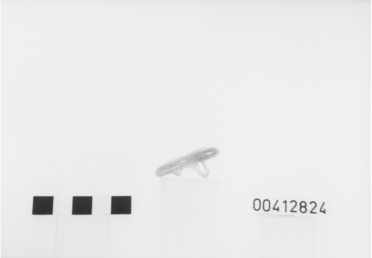 Orlo di unguentario, Isings, forma 28 b (I d.C)