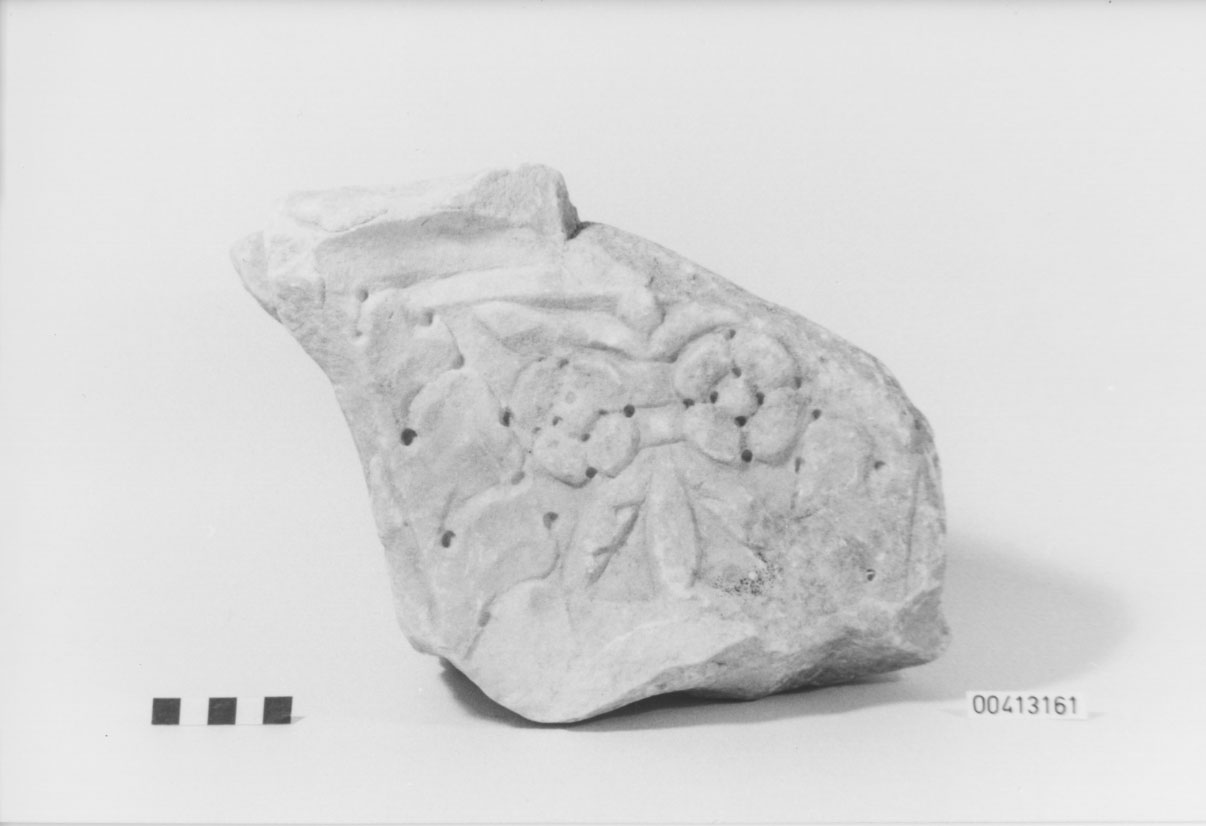 Capitello corinzieggiante di pilastro (Prima metÍ II d.C)