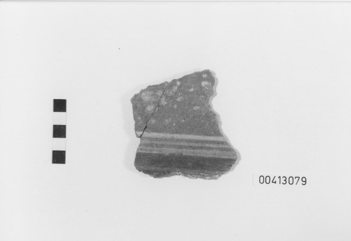 Intonaco/ frammento (I d.C)