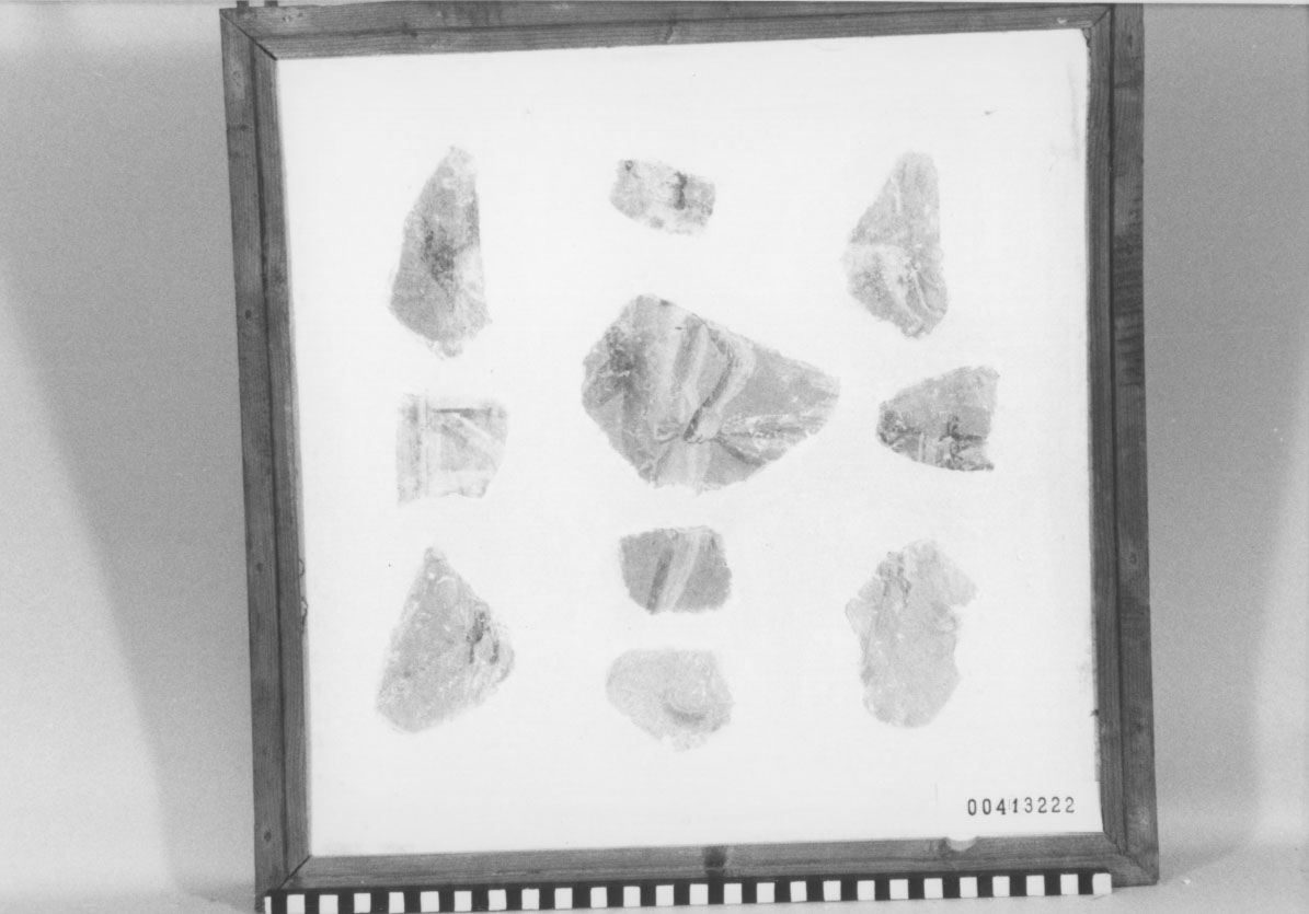 Intonaco/ frammento (I d.C)