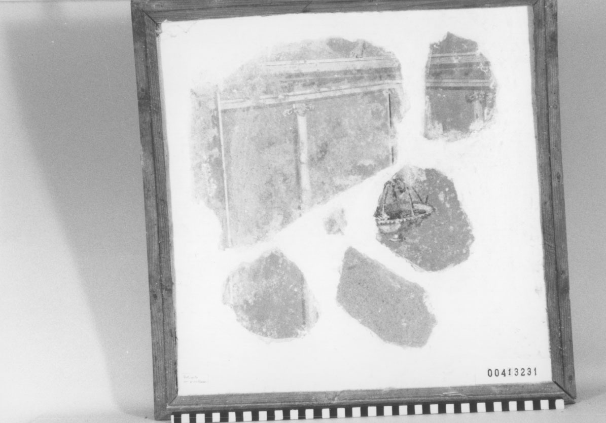 Intonaco/ frammento (I d.C)