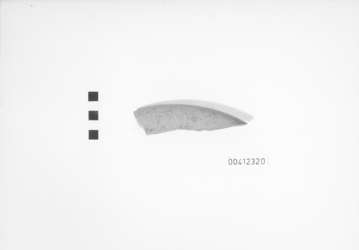 Orlo di piatto, Lamboglia 4/ 36 A (I d.C)