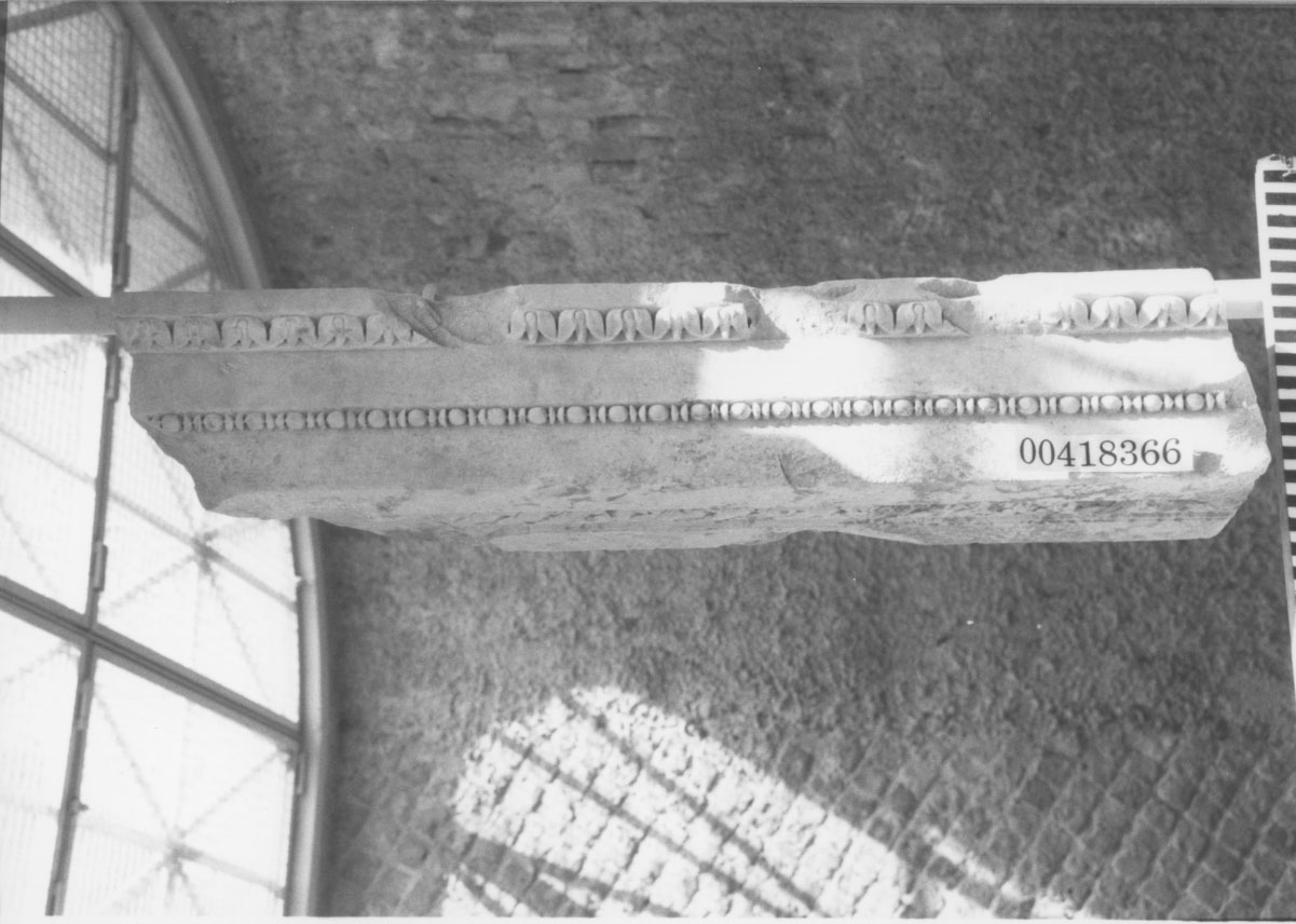 Architrave/ frammento (Età augustea)