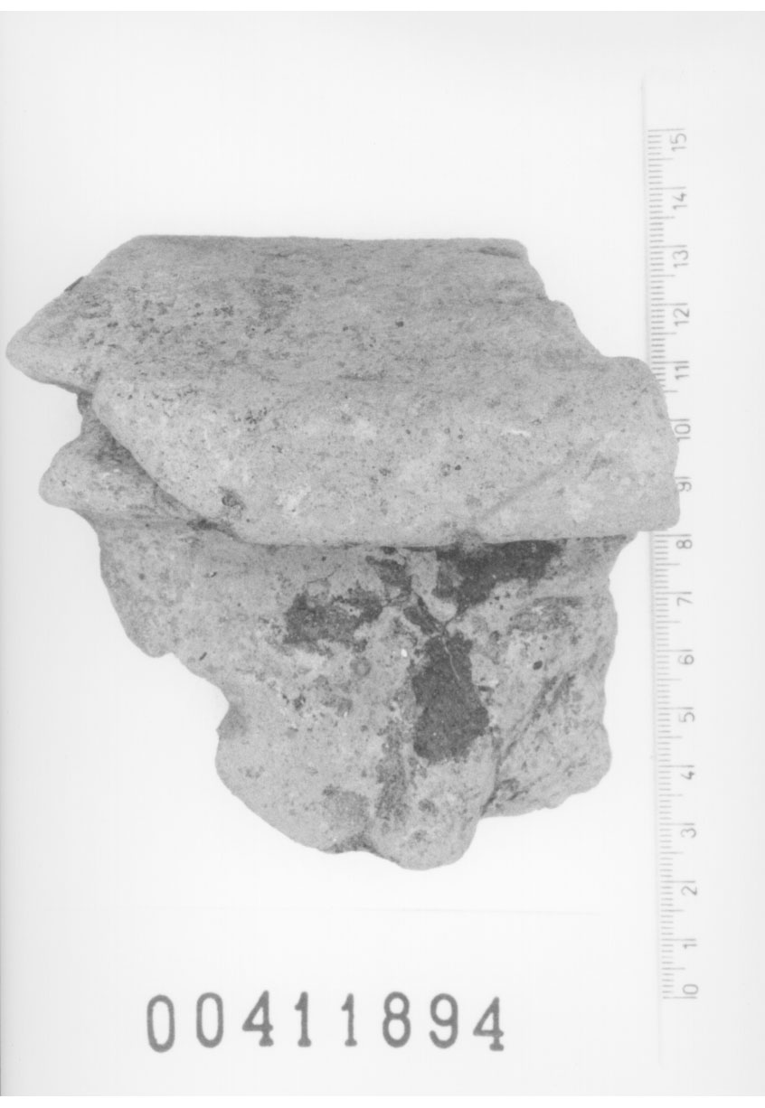 Orlo di dolio (VII a.C)