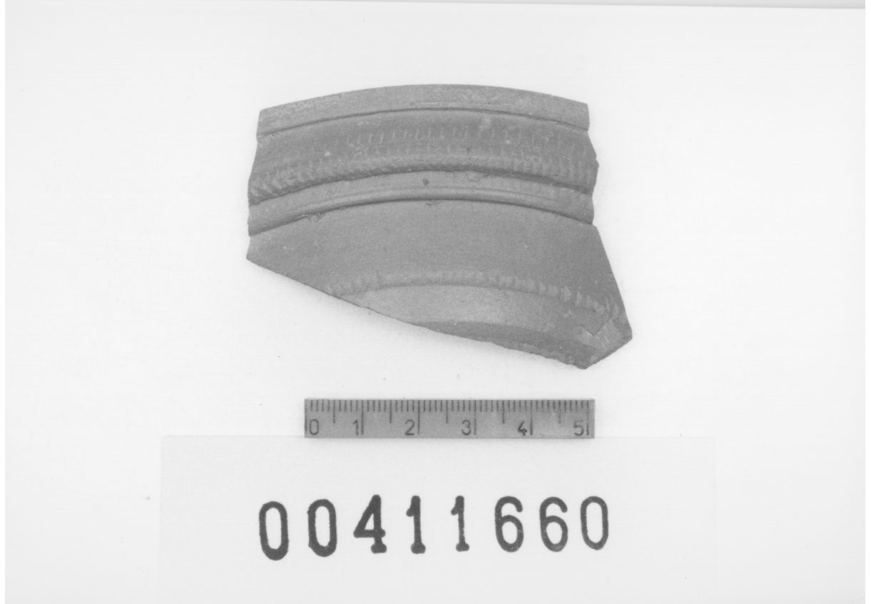 Orlo di coppa, Lamboglia, 1 b (Seconda metÃ II d.C)