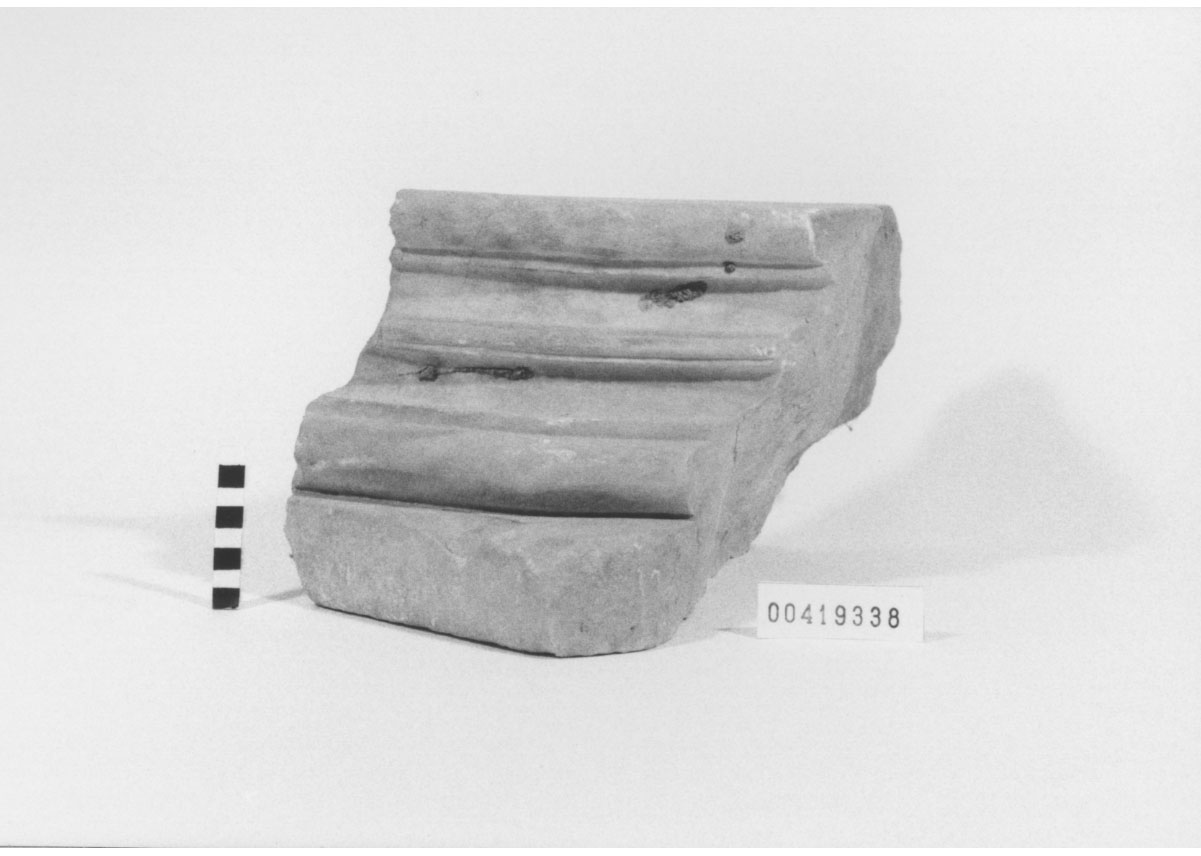 Colonna/ frammento (II d.C)