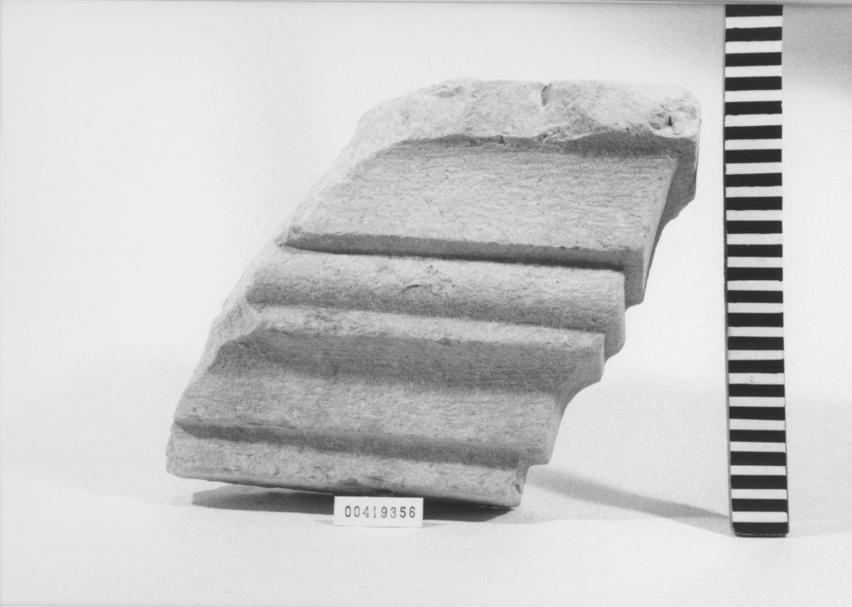 Cornice/ frammento (EtÃ  repubblicana)