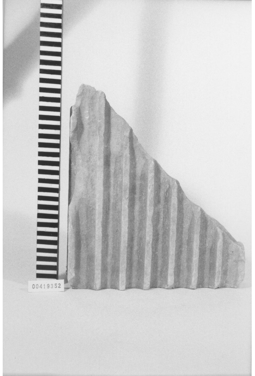 Lastra/ frammento (EtÃ  imperiale (?))