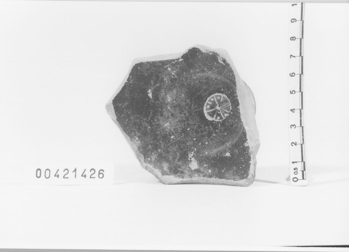 Coppa/ frammento (Prima metÍ III a.C)