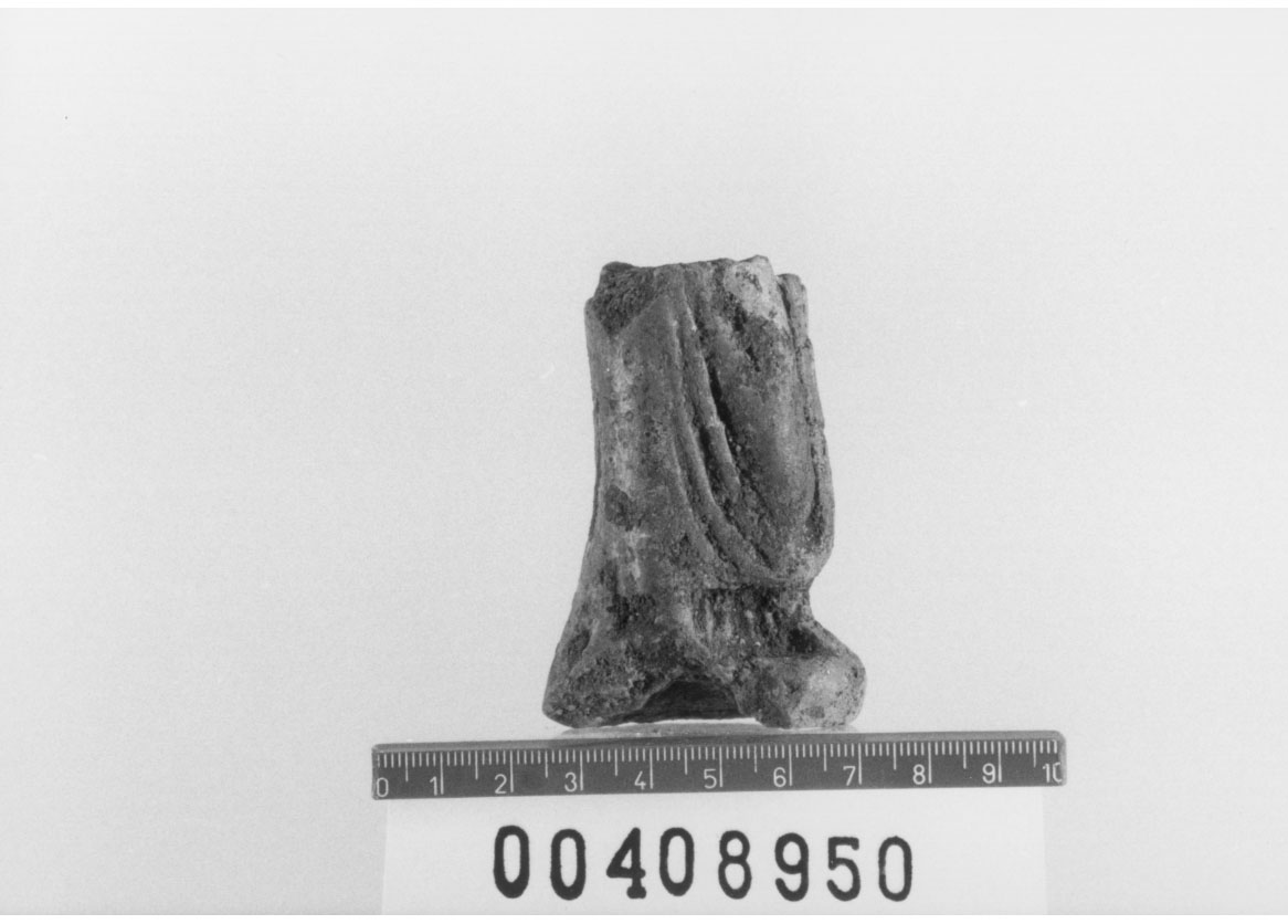 Figura femminile (Statuetta) (IV a.C, III a.C, II a.C, I a.C)