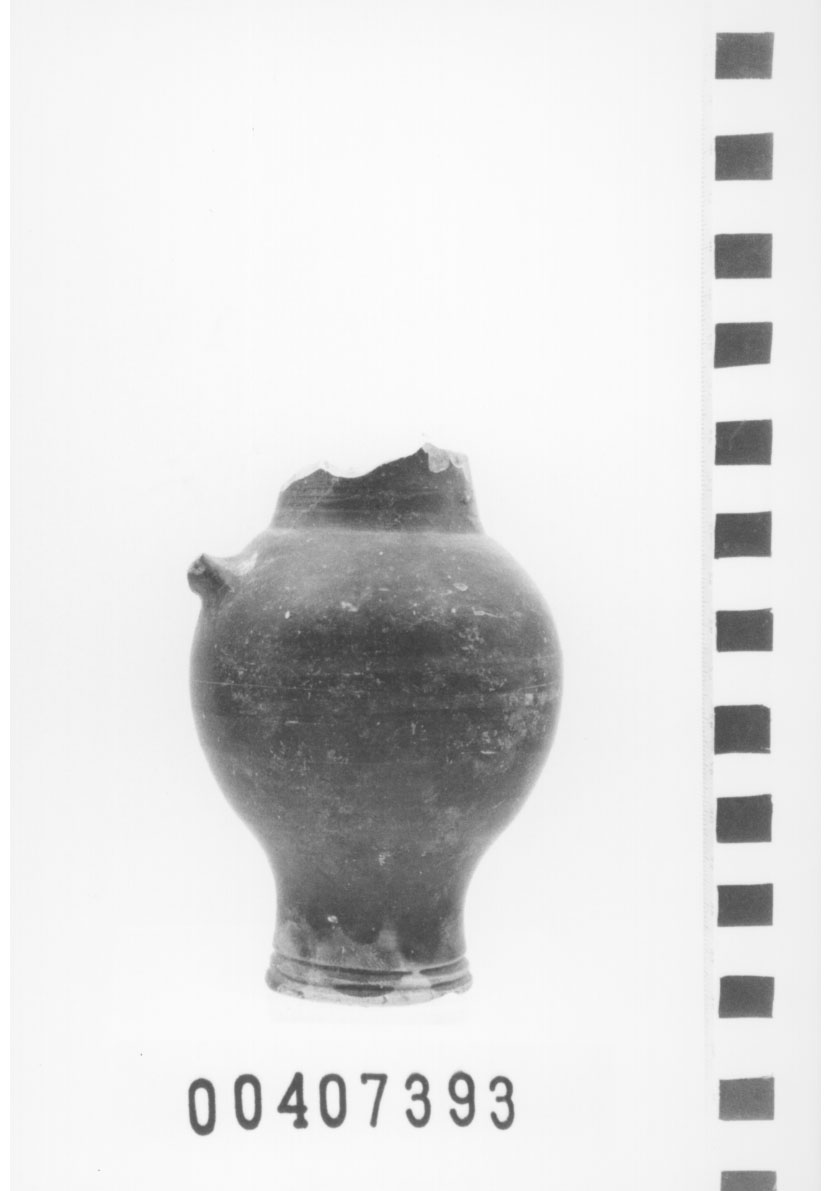 Oinochoe con becco a cartoccio (Seconda metÃ IV a.C)